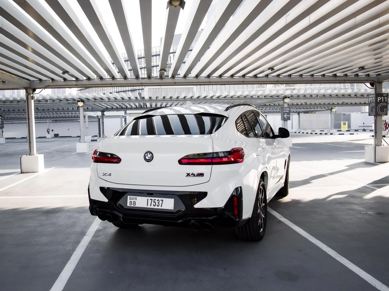 BMW X4 2022 - SUV thumbnail NaN